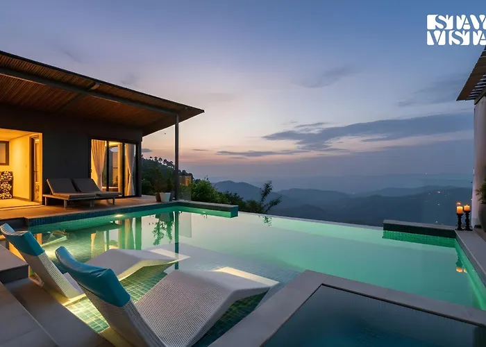 Stayvista At Savara With Heated Infinity Pool And Jacuzzi Kasauli